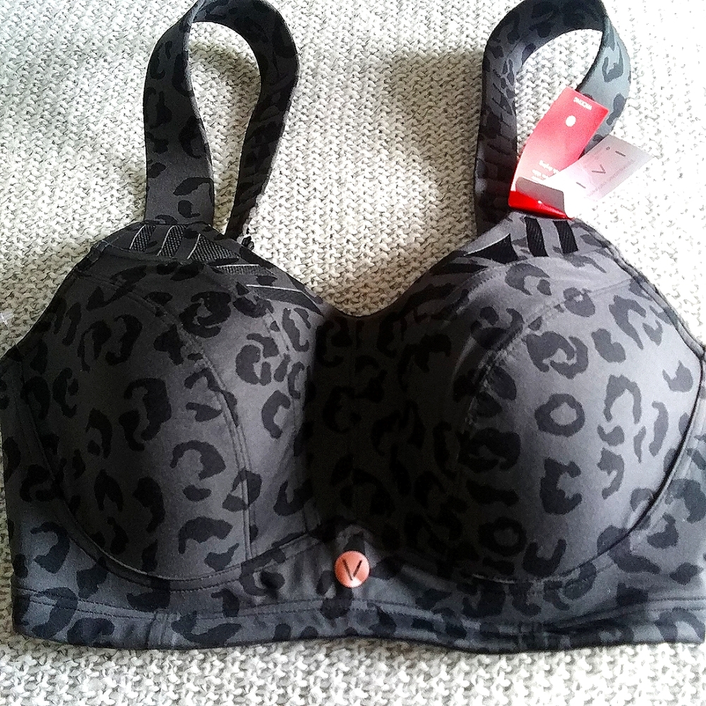 LIVI (Lane Bryant) Max Support Wicking Underwire Sports Bra Size 36D - Picture 2 of 10